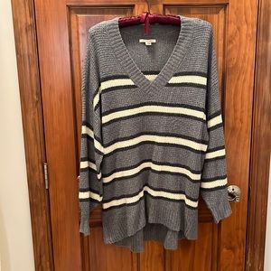 American Eagle size medium sweater